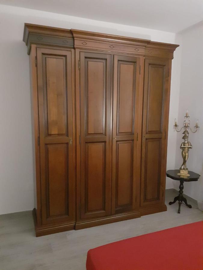 דירות לצ'ה La Casa Di Tina מראה חיצוני תמונה